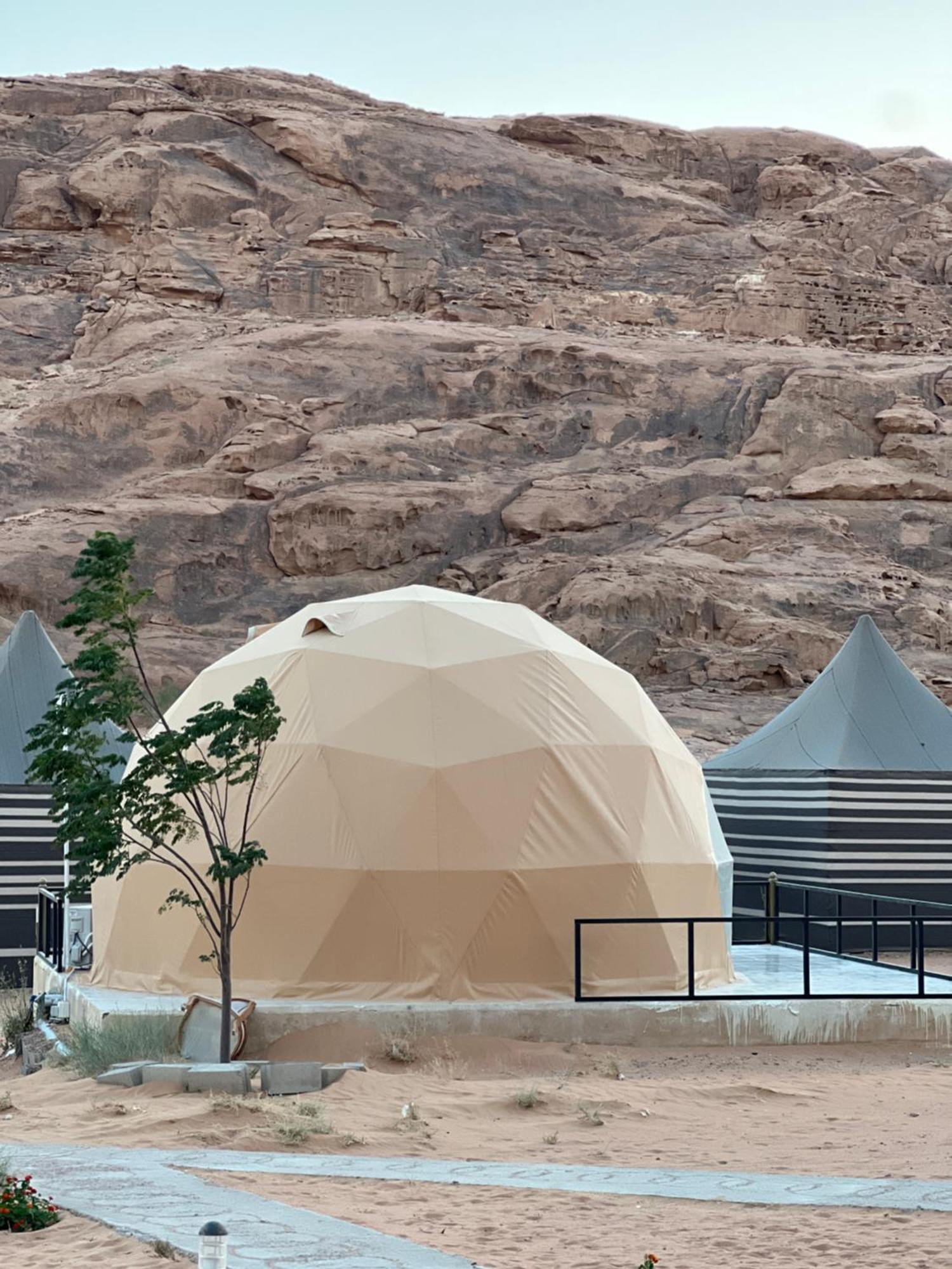 Appartement Magic Mountain Camp à Wadi Rum Extérieur photo